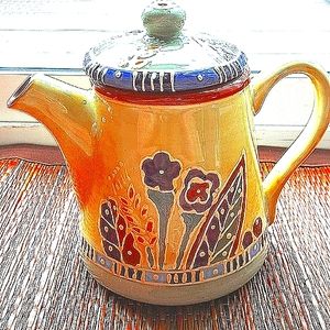 SPRING FOLK ART POTTERY BLOCK VTG. BEAUTIFUL. NO CHIPS. NO CRACKS.